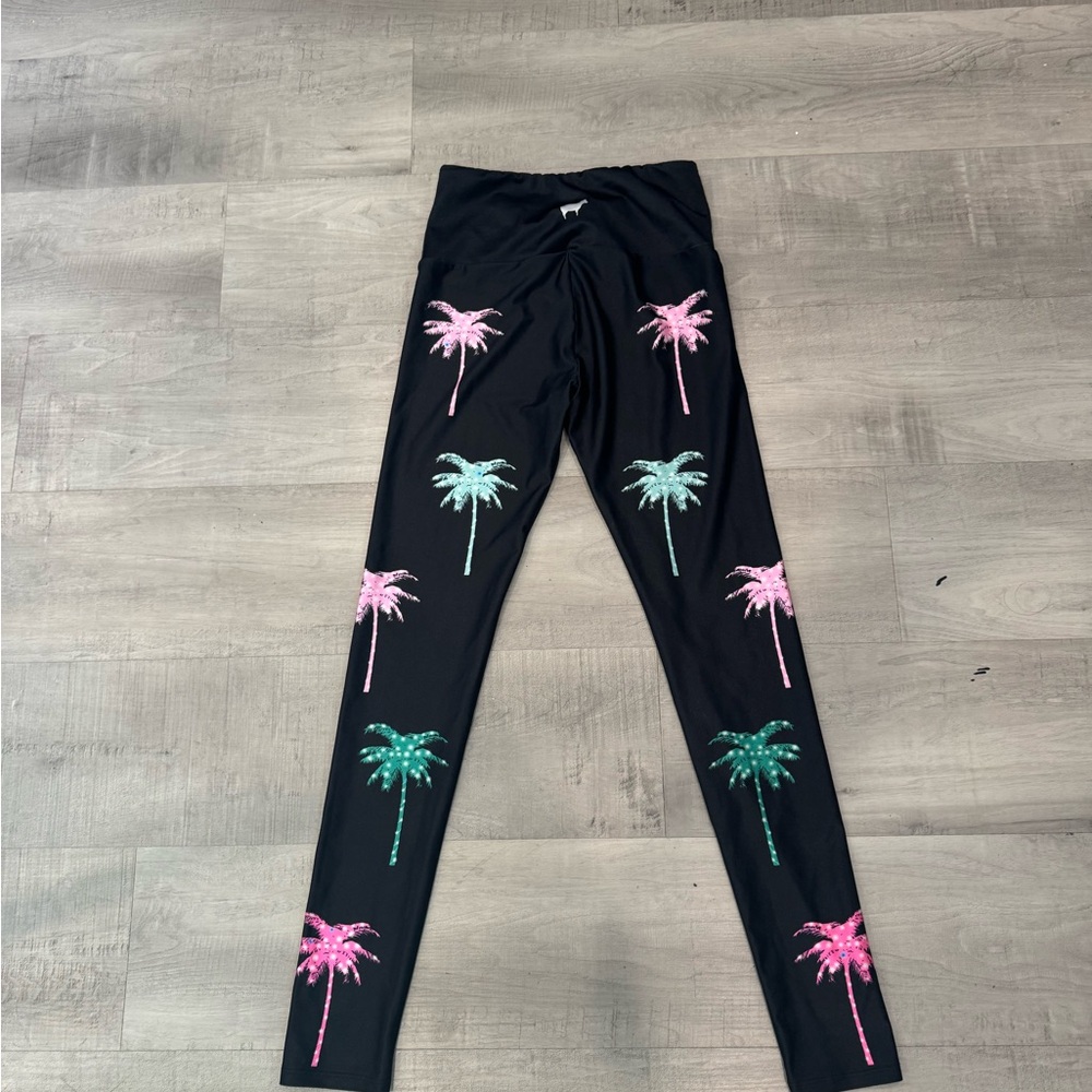 Gold sheep palm tree leggings size M